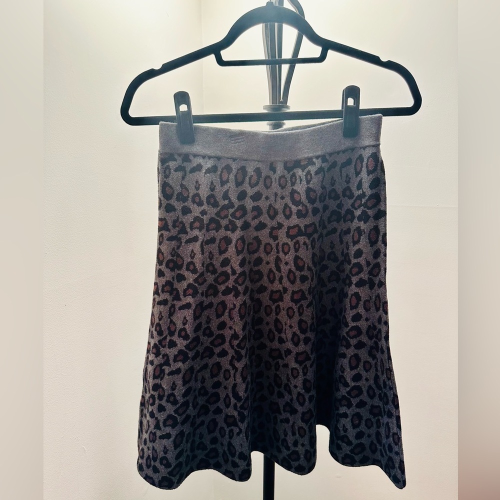 Ann Taylor Grey and Brown Leopard Print Sweater Skirt, Size XS